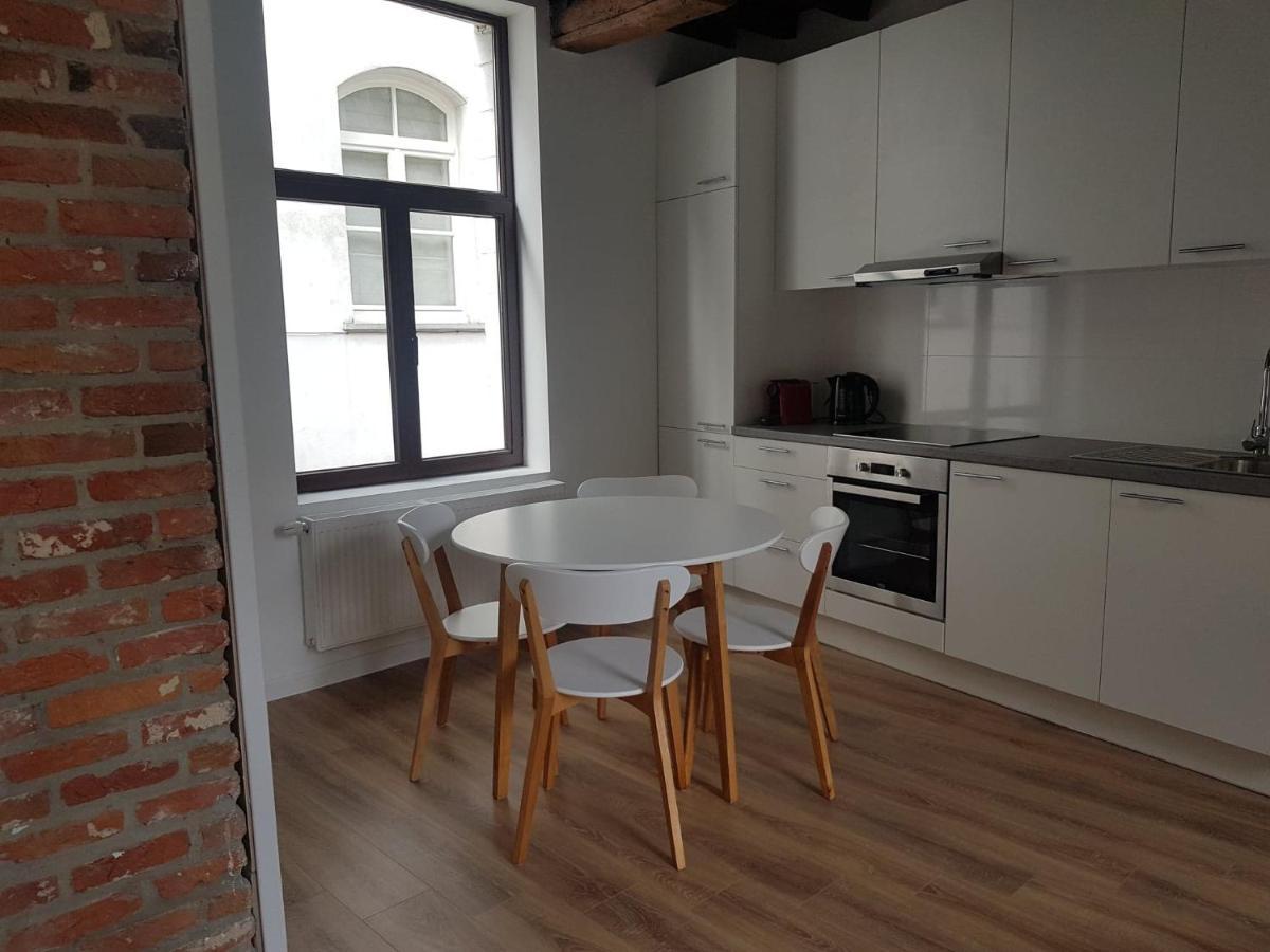 Al In Den Aap Gelogeerd? Apartment Mechelen Luaran gambar